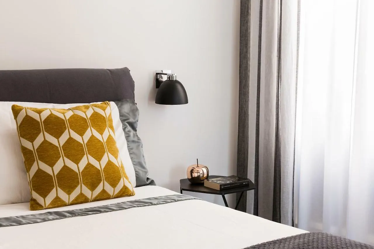 Maison Letizia Roma 0*,